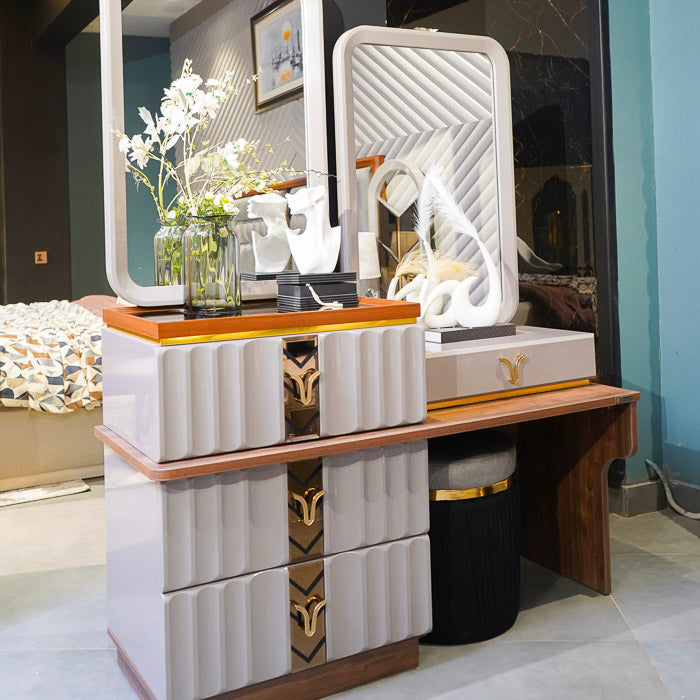 Elegance Bed Dressing